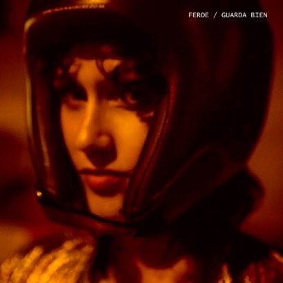 Os presentamos la portada de nuestro proximo single, el cual verá La Luz antes que acabe Enero!!!
Foto de #evasanjuan
Bue fin de semana!!!!