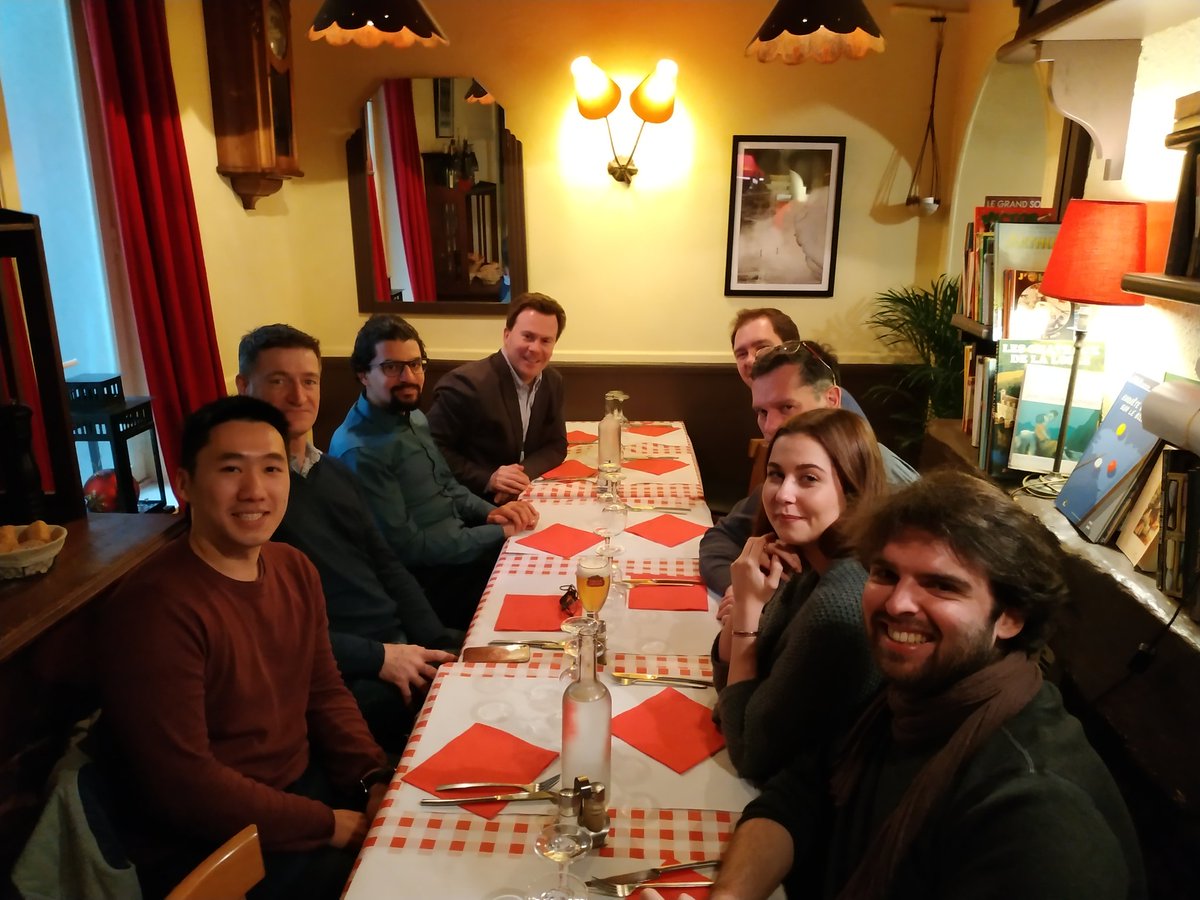 MasterSDIN's tweet photo. Les représentants du #MasterSDIN sont au restaurant avec les intervenants du #WebWeCan
Rendez-vous à partir de 13h30 à @EcoRennes1 https://t.co/iuIyNLlSpK