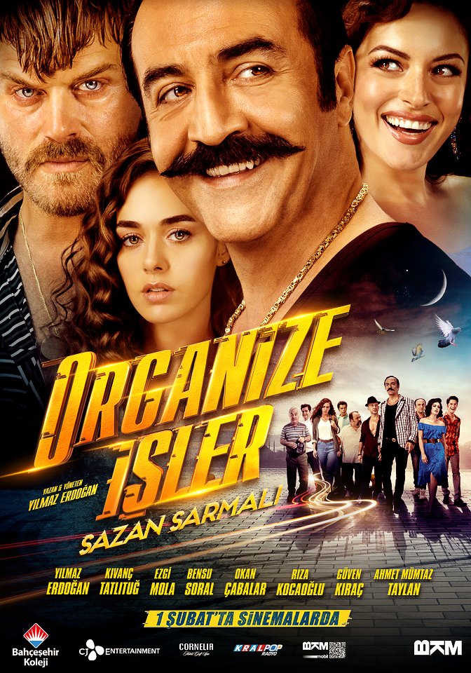Organize İşler Sazan Sarmalı (@organizeisler_) on Twitter photo Organize İşler Sazan Sarmalı 1 Şubat'ta sinemalarda, fragmanımız 16.00'da yayında! <a href="/bahcesehir_k12/">Bahçeşehir Koleji</a>
#Organizeİşler #SazanSarmalı #YılmazErdoğan #KıvançTatlıtuğ #EzgiMola #BensuSoral #OkanÇabalar #RızaKocaoğlu #GüvenKıraç #AhmetMümtazTaylan #BahçeşehirKoleji Organize İşler Sazan Sarmalı 1 Şubat'ta sinemalarda, fragmanımız 16.00'da yayında! <a href="/bahcesehir_k12/">Bahçeşehir Koleji</a>
#Organizeİşler #SazanSarmalı #YılmazErdoğan #KıvançTatlıtuğ #EzgiMola #BensuSoral #OkanÇabalar #RızaKocaoğlu #GüvenKıraç #AhmetMümtazTaylan #BahçeşehirKoleji