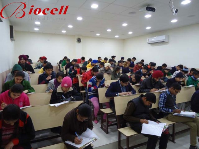biocelledu's tweet photo. #Biocell is one of the best #medical_coaching_institute for #AIIMS &amp; #NEET #entranceexamination located in #Patiala, #Punjab. Registration open for 2019 batches, join and secure your success with us. https://t.co/PmaJta2An8 https://t.co/l0O80Qdq2B