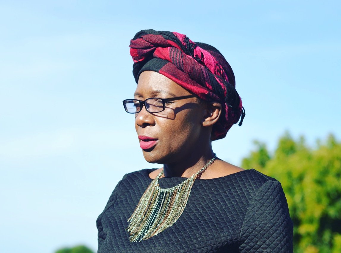 Diana_P_Elisha's tweet photo. Ndini Mai vako, Ndini mai vevana
Ndini zveMai, Mai vaBaba vako
Ndini Mai, Ndakabara meese
#WAGONA #dhuku4tuku #OliverMutukudzi #NationalHero #RIPOliverMtukudzi https://t.co/mjSnH5zI8j