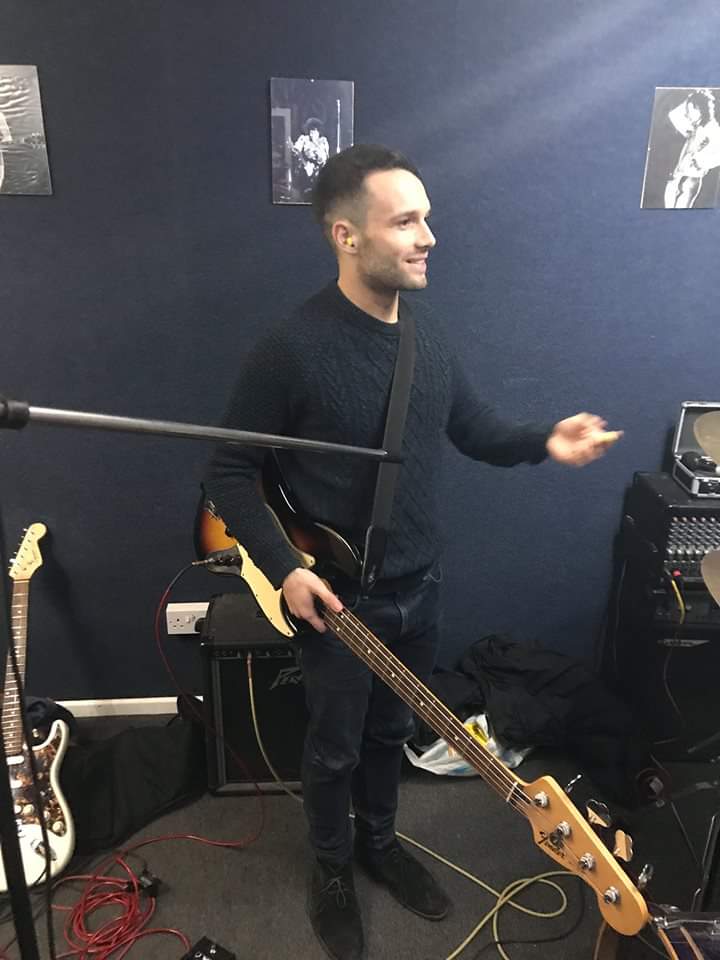 Pretty Witches tweet media