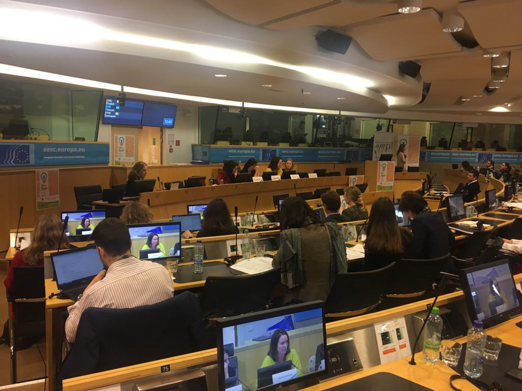 "We should always talk to each other and not about each other" <a href="/sorcha_edwards/">Sorcha Edwards</a> shares a quote our colleague <a href="/Abderr83/">Abderrahim khairi</a> keeps repeating to close #SI4RI #housingeu