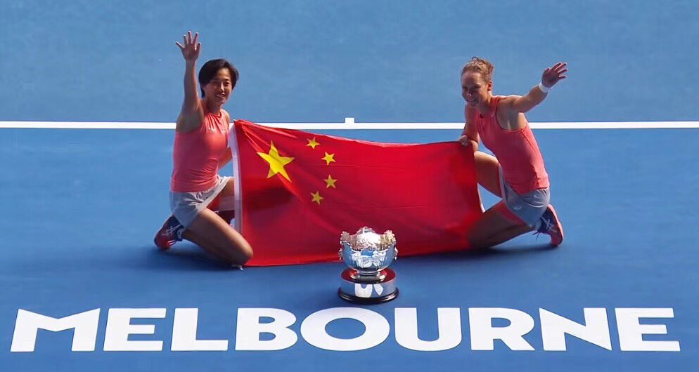 zhangshuai121's tweet image. Love you guys , look my partners how stronger I’m such lucky girl , fantastic the local fans how supporting us also for Chinese fans , as well I believe huge Chinese fans watched the live TV ,again very thankful you guys @AustralianOpen @WTA @WTA_insider best luck @johnwpeers