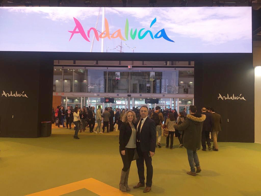 SpayBellezaWeb's tweet photo. Los directores de la marca @SpaYBellezaWeb, Juan J. Sánchez y Almudena López van a #Fitur2019 para dar a conocer la importancia del grupo empresarial y aportar su granito de arena a la marca #Andalucía https://t.co/GrTcQCwoL8
