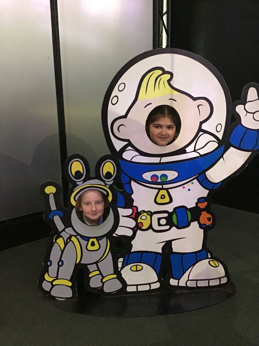 GreenacresYear5's tweet photo. We’ve had a #spacetastic morning at the @spacecentre including a jaw-dropping space show in the planetarium 
@TeamGreenacres1 https://t.co/R9RrjMjSeU