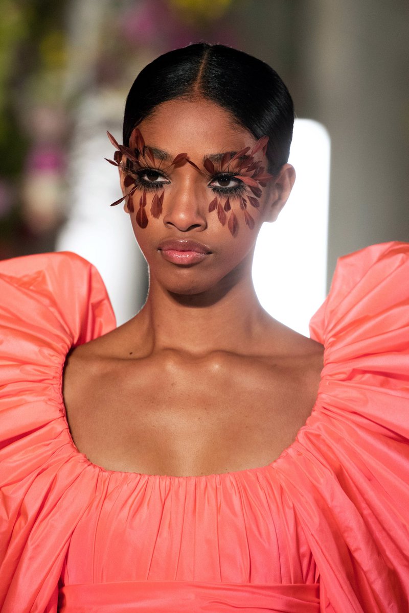 Pat McGrath Created Mesmerizing Eye-Makeup Art for the Louis Vuitton Runway  - Fashionista