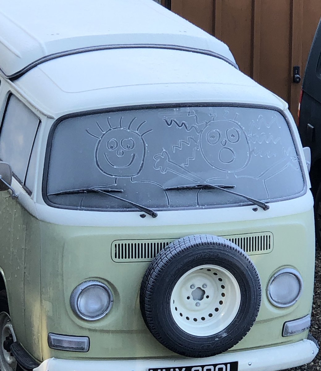 Grendon813's tweet photo. BRRRRRR ! #vw #camper #type2 #campervan #vwcamper #baywindow @NorfolkFairs https://t.co/DbIOFS0GAW