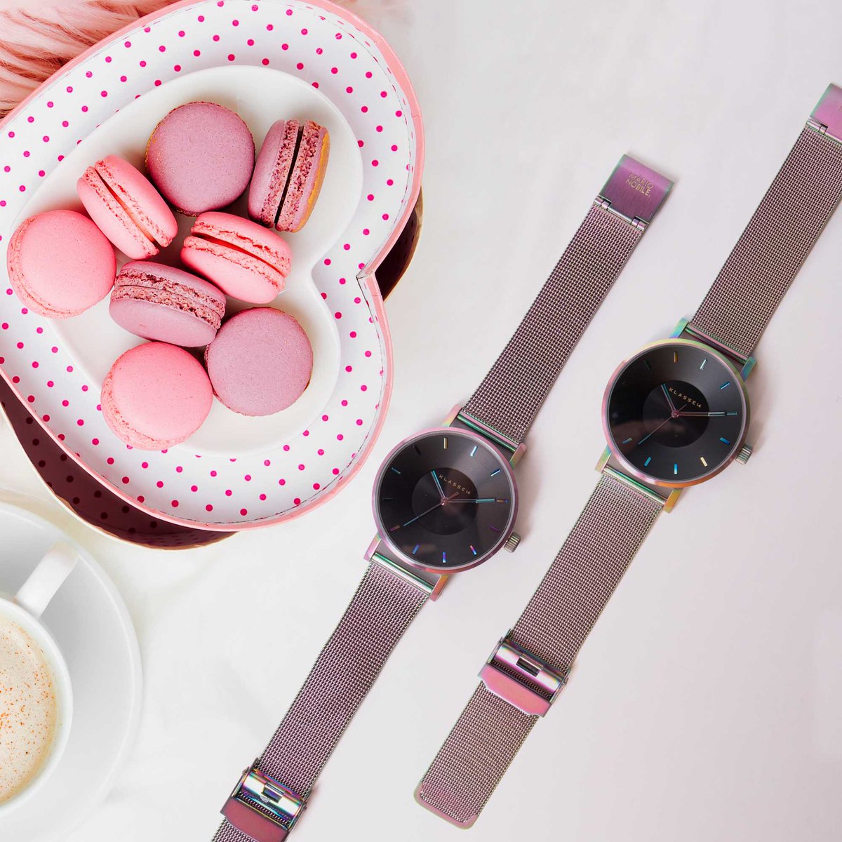 KLASSE_14's tweet photo. Love is in the air with just a few weeks to Valentine's Day! What are you getting for your special someone?
#OrdinarilyUnique #Klasse14 
https://t.co/VW0KTK03TG

#valentinesday 
#beunique #volare #giftideas #flatlay #lookbook #instyle #perfectgift #meshband #happyfriday https://t.co/rrEeQDKhME