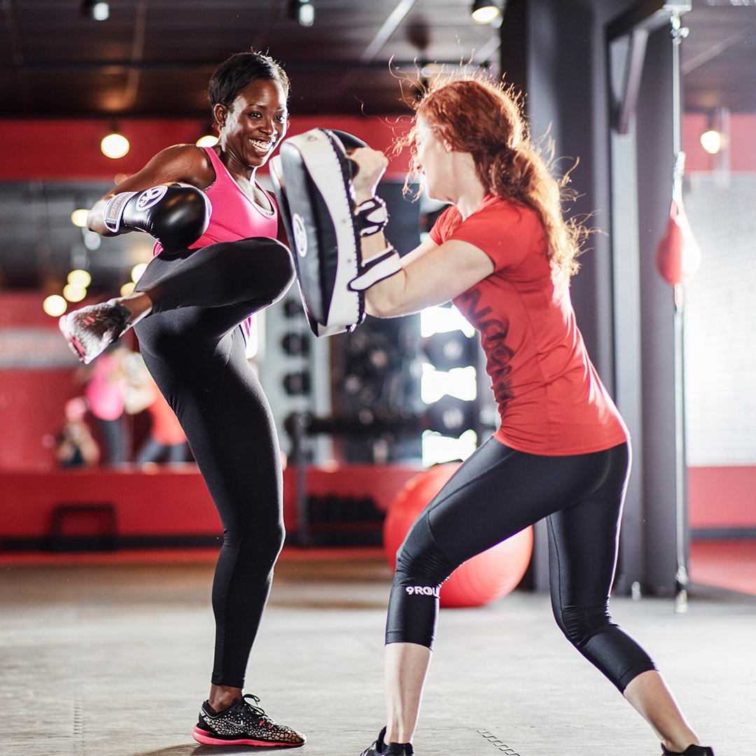 9RoundSJC's tweet photo. Motivation is what gets you started, but it's habit that keeps you going! We recommend three 9Round workouts per week. How many have you kicked it with us this week?
#StrongerIn30 #9Round #9RoundFamily #Kickboxing #KickboxFitness #Fitness #FitFam https://t.co/ba9d3utdqc