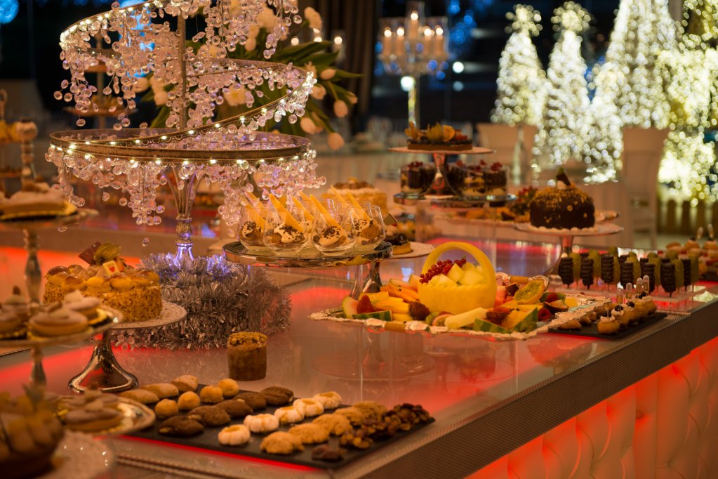 villacarafa's tweet photo. Sweet memories 😛

#villacarafa #ilovevillacarafa #sweetiees #sweet #cake #cakedesign #celebrate #celebration #happiness #happy #instawedding #love #marriage #party #romance #wedding #weddingcake #weddingday #weddingparty https://t.co/WWEvz8MqZC