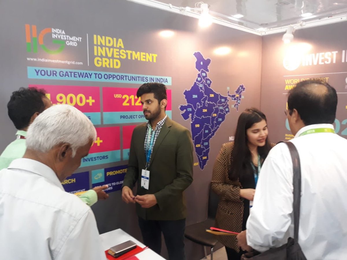 Startup India team interacting with entrepreneurs at the Tamil Nadu Global Investors Meet 2019 held in Chennai. 

Tamil Nadu recently launched it's #StartupPolicy and drew keen interest from Startups at the meet!