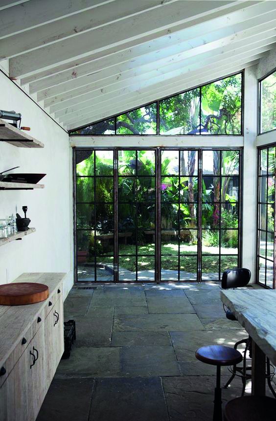 shorehambuilder's tweet image. Perrett &amp;amp; Family Builders is a husband and wife run building business, dedicated to helping people transform their homes. We collaborate with our clients, helping interpret their ideas into practical, beautiful and economic conversions, extensions, refurbishments &amp;amp; most things.