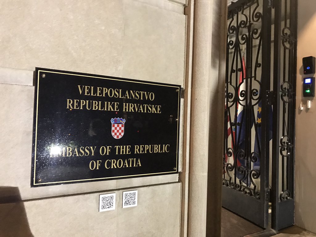 GlobalMinnesota's tweet photo. Thank you to the Embassy of #Croatia for hosting the @GlobalTiesUS #ExchangeEffect network. We loved the homemade food &amp; great company! 🇭🇷 🇺🇸 https://t.co/mJr0w5OKVg
