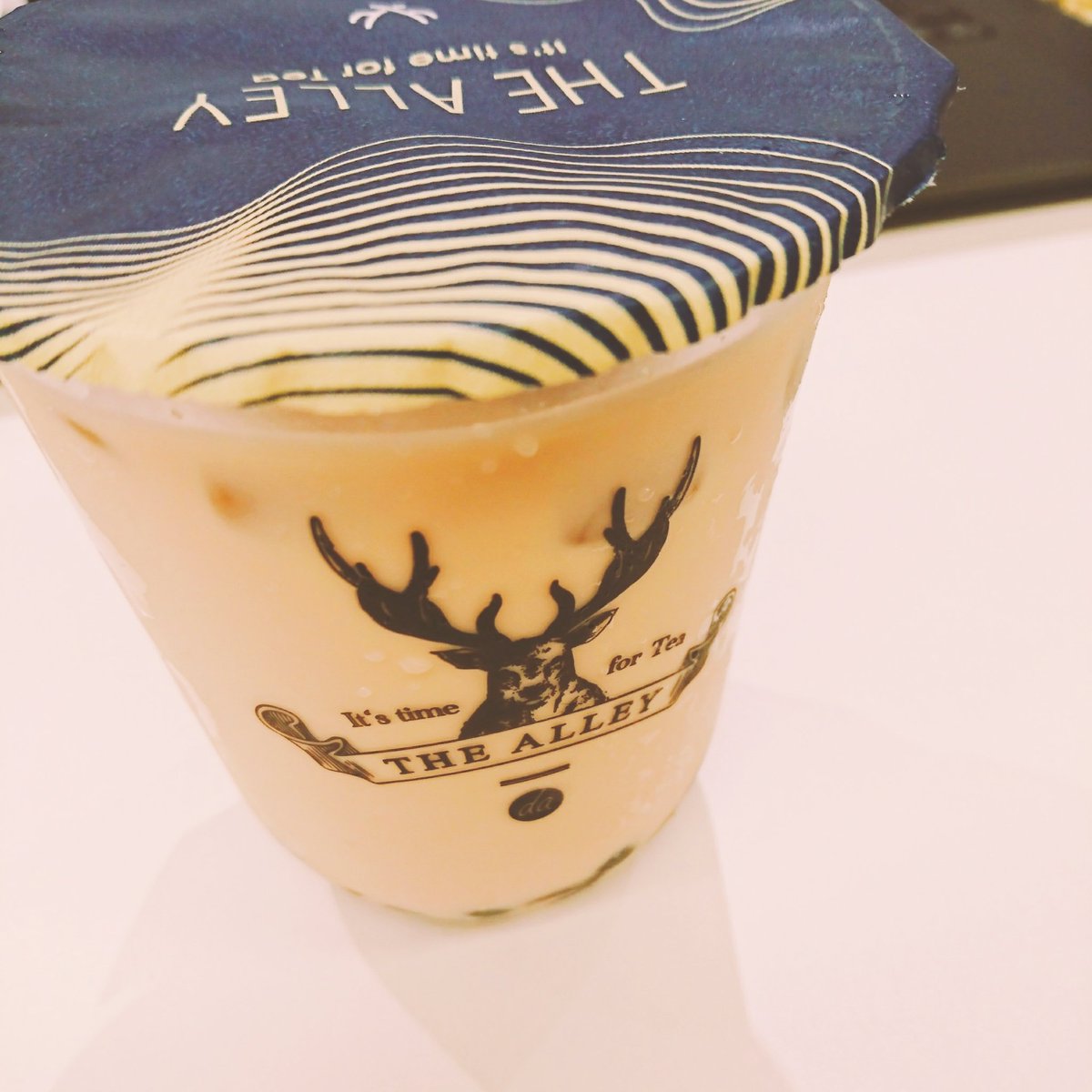 love_electone's tweet photo. 昨日は職場のみんなでウーバーイーツ😃
THE ALLEYのタピオカドリンクをいただきました~(^^)/
めっちゃ美味しかった‼️
並ばなくても飲めるのが嬉しい❤️
#ubereats #thealley #tapiocadrink #ウーバーイーツ #ジアレイ #タピオカドリンク https://t.co/uD0FPtnkru