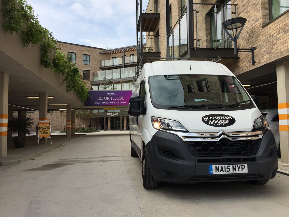 sa2000ltd's tweet image. Please to have provided Elton House their first window clean  of the new year. Great way to finish the week! 👍  #supervisionassured2000ltd #commercialwindowcleaning #windowcleaning #claddingcleaning #commercialcleaning #cleaning #business #london #bushey