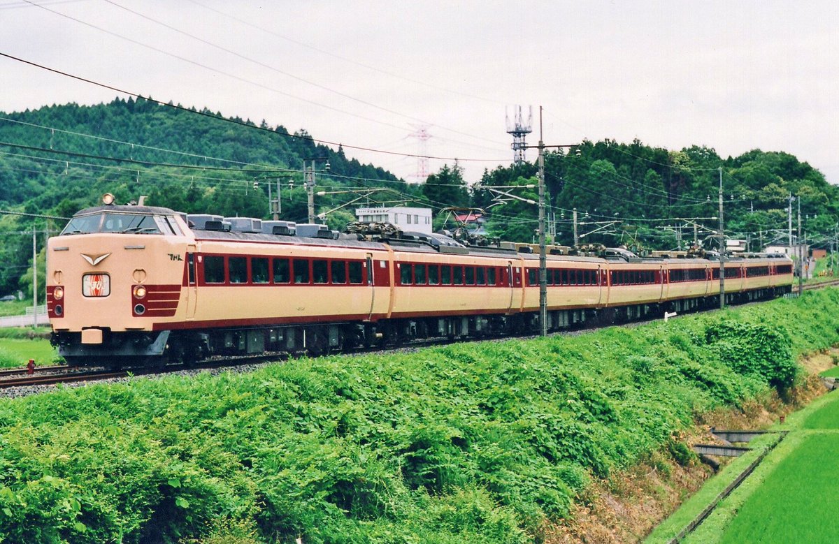 #22号機の日
EF66-22牽引の貨物列車の写真と、その時、本命で撮った485系リバイバル「やまびこ」
撮影地：矢板～片岡
2002年6月22日撮影