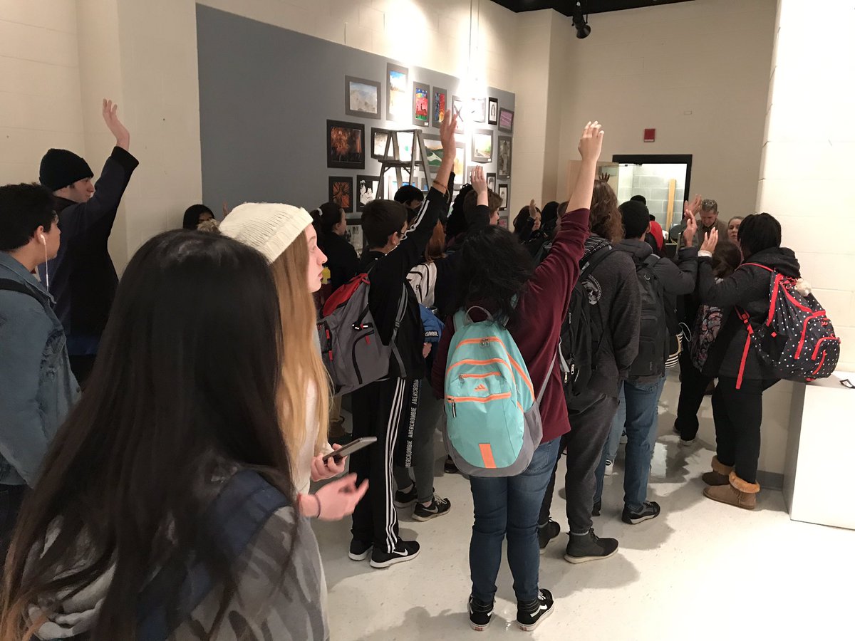 RoadrunnersFMS's tweet image. Mr. McDermott and Ms. Posey collect student feedback on their most/least favorite projects this semester while appreciating student work in the art gallery. #continuousimprovement #reflectandadjust @RMDailyDirt @RMHS_Principal @RM_Roberson @MsWheeler_RMHS @RMHSmagnet @SallyKRide