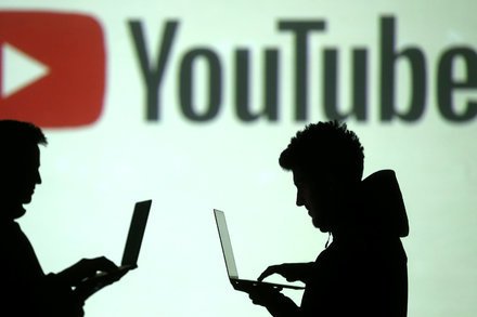 Thetechguyontv's tweet photo. "YouTube Moves to Make Conspiracy Videos Harder to Find" by DAISUKE WAKABAYASHI via NYT https://t.co/4BB6YrxhnA https://t.co/5zYCDzWe7H