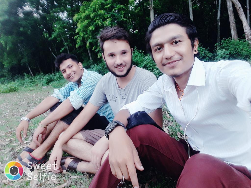 डा. जनै हराएको बाहुन (@dhankuteli) on Twitter photo 