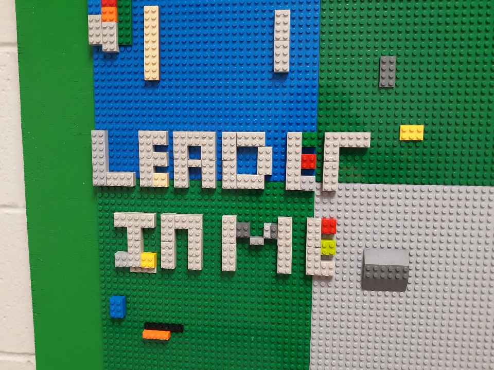 CYNH_Gators's tweet photo. A student used the builder in them to show the leader in them! https://t.co/5VbRqFltsN