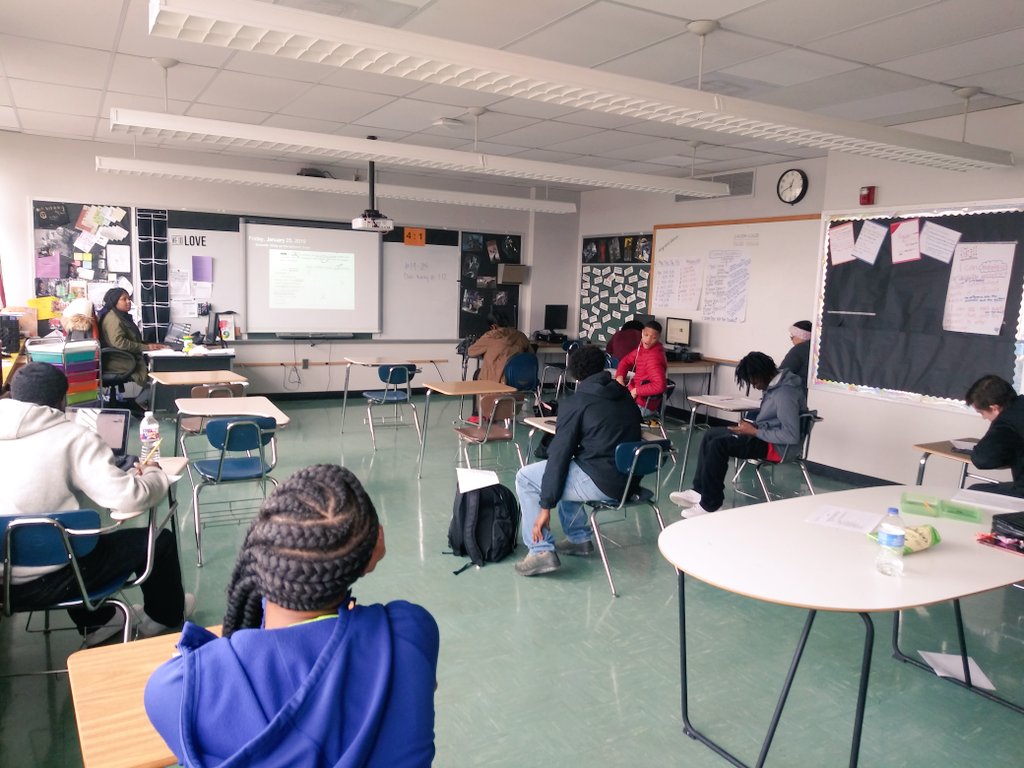 MsTeacherLadi98's tweet photo. When she wants to work at your desk and they want to work collaboratively... Engineer success. #KidsDeserveIt #RelationshipsMatterMost #teachermoves #ReflectivePractitioner #centersd #Chap17 #SeniorClass2019 https://t.co/40Ac3VTn5I