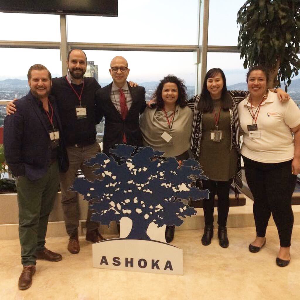 hubilab's tweet photo. #GlobalizerX Un espacio de @ashoka_mx que acompaña a emprendedoras a fortalecer sus ideas y proyectos por medio de asesorías y acompañamiento. Nuestro CEO Victor Moctezuma participando como #ashokafellow https://t.co/Dk2B2nJ9pF