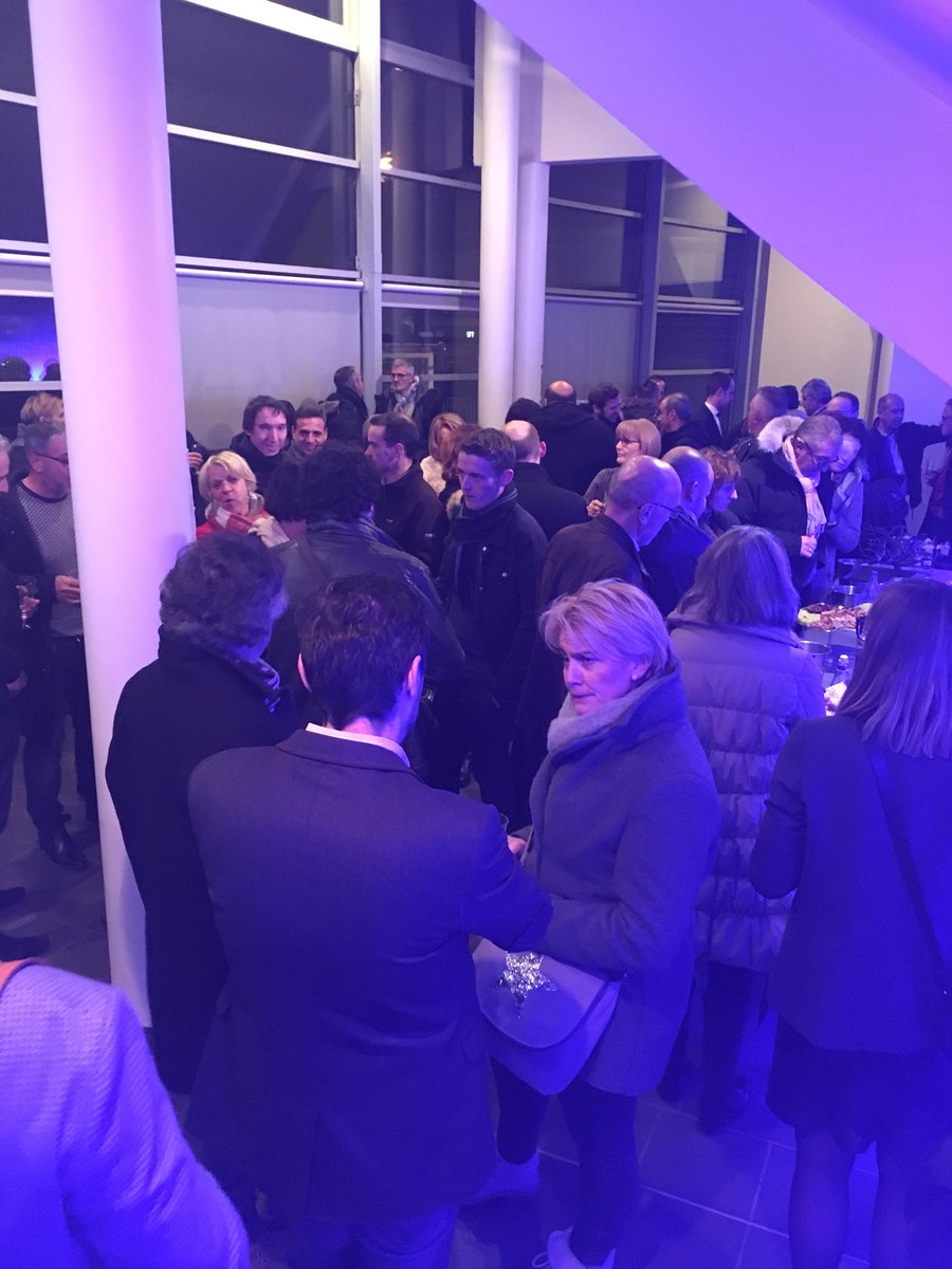JaneChadwick_'s tweet photo. Une belle journée à l’Engie Open Andrézieux-Bouthéon hier, du beau tennis et une grande soirée BNP Paribas en partenariat avec l’Essor, une 100aine de clients entreprises et réseaux d’entreprises réunis dans la convivialité !#BNPParibas #WeAreTennis #TerritoireStEtienne #GoSainté https://t.co/XlqbshtBCD