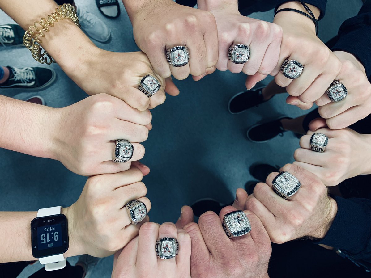 NicoleJund's tweet photo. #StateChamps @coppelltrackxc @Coppellisd @CoppellHigh #CowboysUnite #RingCermony https://t.co/zEfQMW9saf