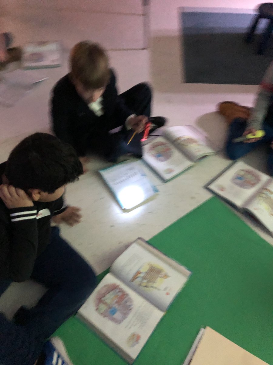 thebyrdsnest2's tweet photo. Reading our story with flashlights for our camp day. #kidsdeserveit #smsdrightnow #reading #transformtheroom #@DiemerEagles512 https://t.co/vnS2UqbwkJ