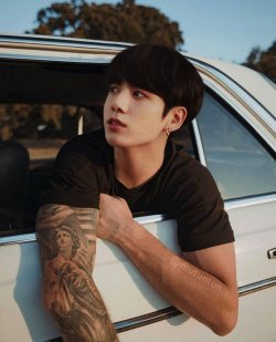 BTSutt's tweet photo. Não custa sonhar né https://t.co/7BB1Rxlal2