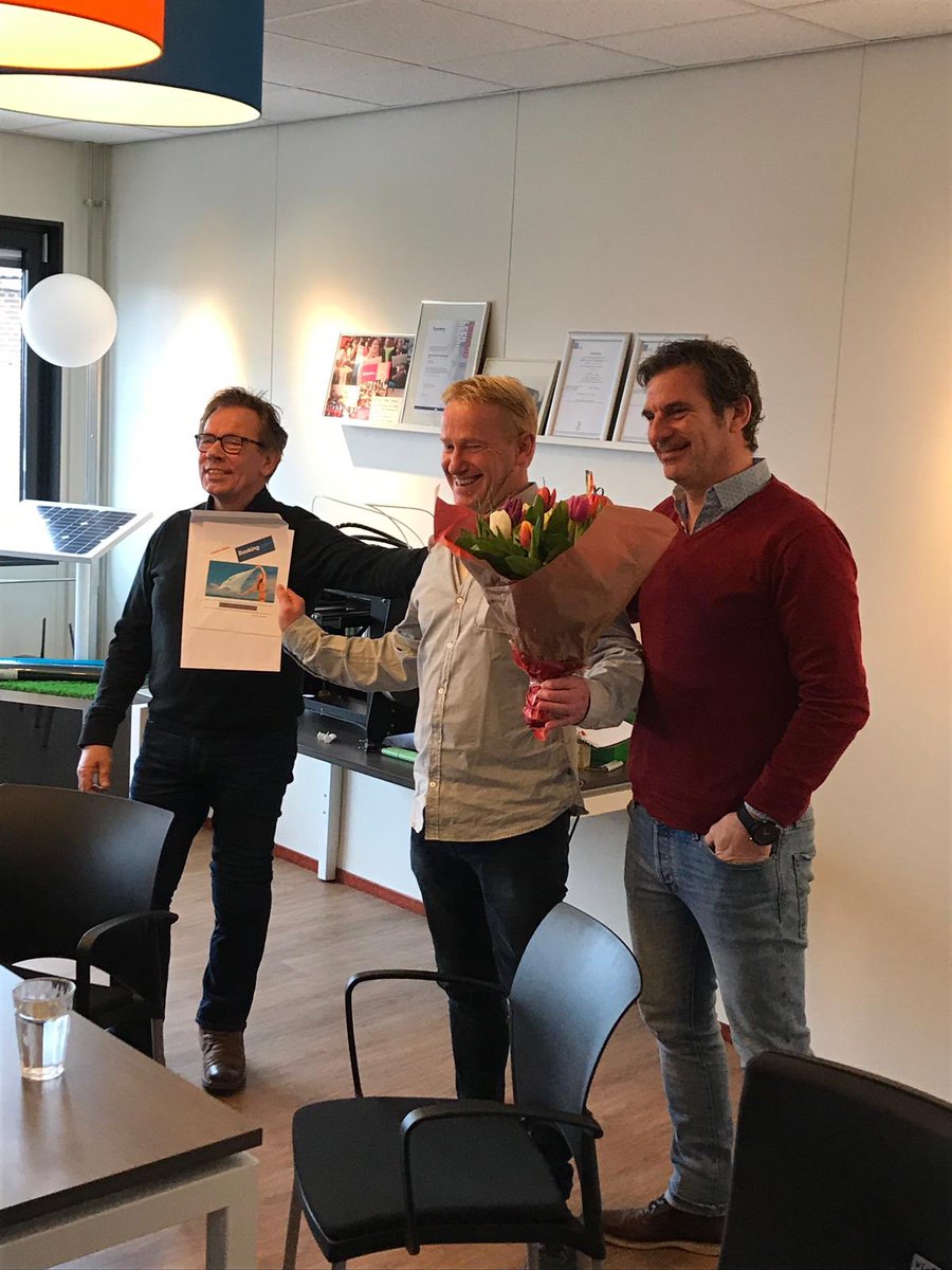 Onze collega Jaco van de Laar was op 24 januari jl. 25 jaar in dienst. Een mijlpaal om trots op te zijn! Met zijn inzet heeft hij een grote bijdrage geleverd aan de groei en ontwikkeling van ons bedrijf... Gefeliciteerd Jaco!
#jubileum #batterijimport #mijlpaal