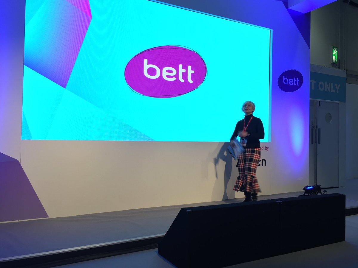 shrifootring's tweet photo. At the launch of the new Digital Teaching Platform from ETF with @vikkiliogier #Bett2019 #DigitalETF #jisc #digitalcapability #BettPost16 https://t.co/KVvsjmoAdC