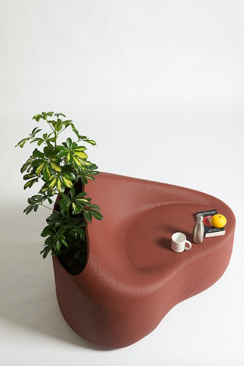 designinfoNL's tweet photo. The New Raw tovert plastic afval tot design - https://t.co/dqsyvgaHyO https://t.co/kCiRkTfTfb