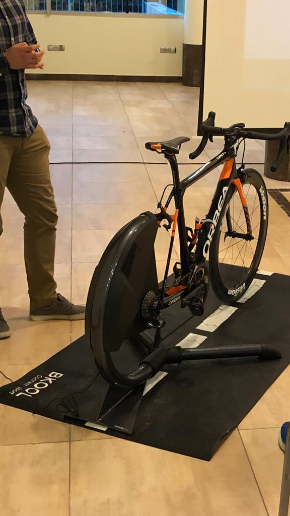 xarmikel's tweet photo. ¿Alguna vez te has preguntado cómo entrena un equipo ciclista profesional? Prueba el Simulador Bkool durante 30 días gratis y averígualo tú mismo:

https://t.co/IAAiuPtDA9

@BkoolSport @BKool_Media https://t.co/MwJ8k2lVyo