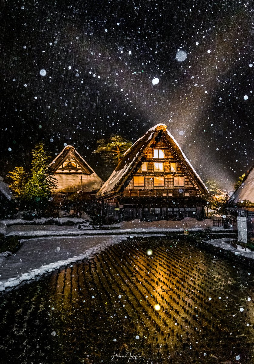SamurajTur's tweet photo. Вечірня заметіль у селищі #Сіракава (白川村, しらかわむら), префектура #Ґіфу
#Shirakawa #Gifu #Japan ©Hasan Jakaria (hasan_photography on Instagram) https://t.co/jHQrqFg1UC