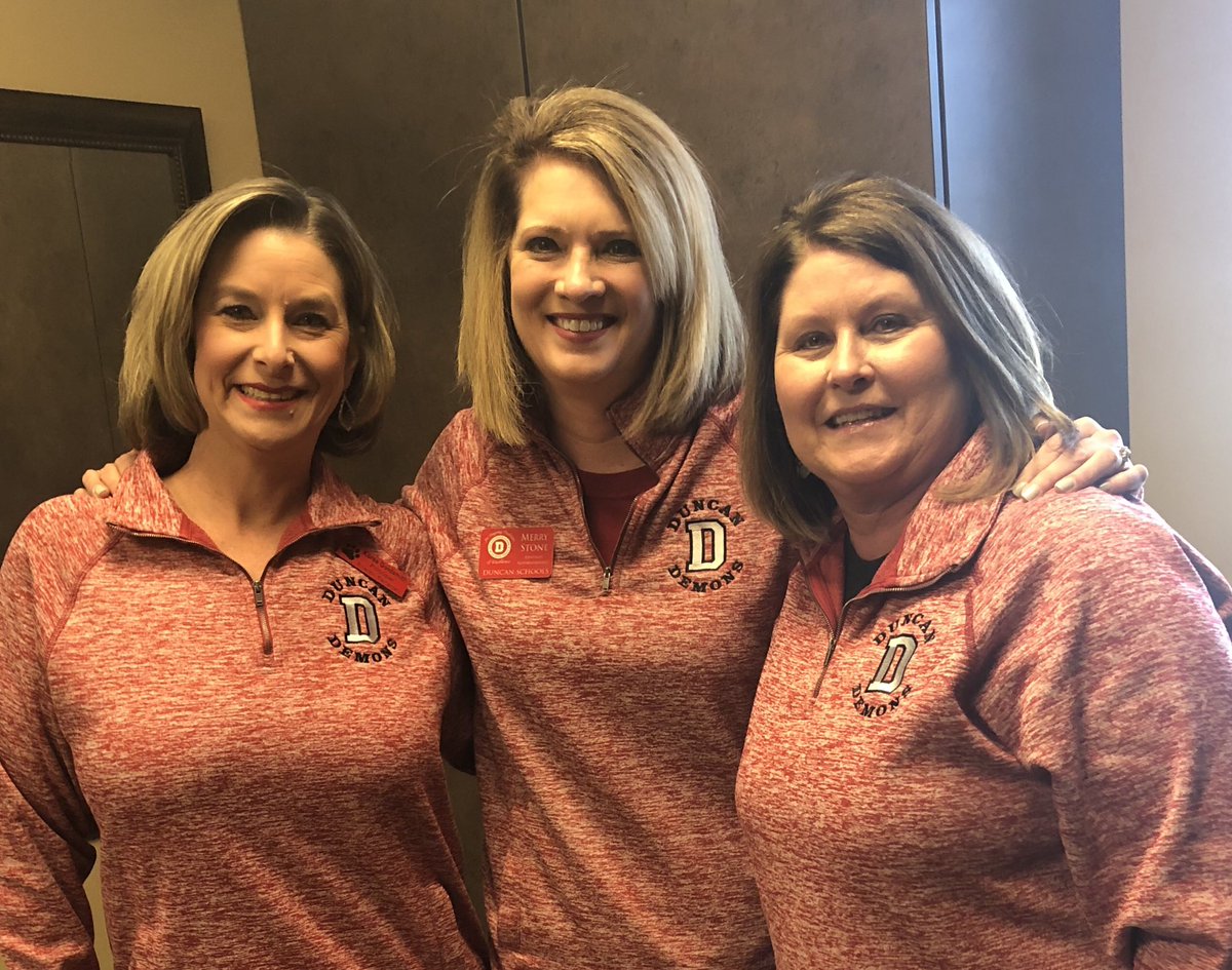 Fans Wear Red Friday!! #fwrf #duncanproud