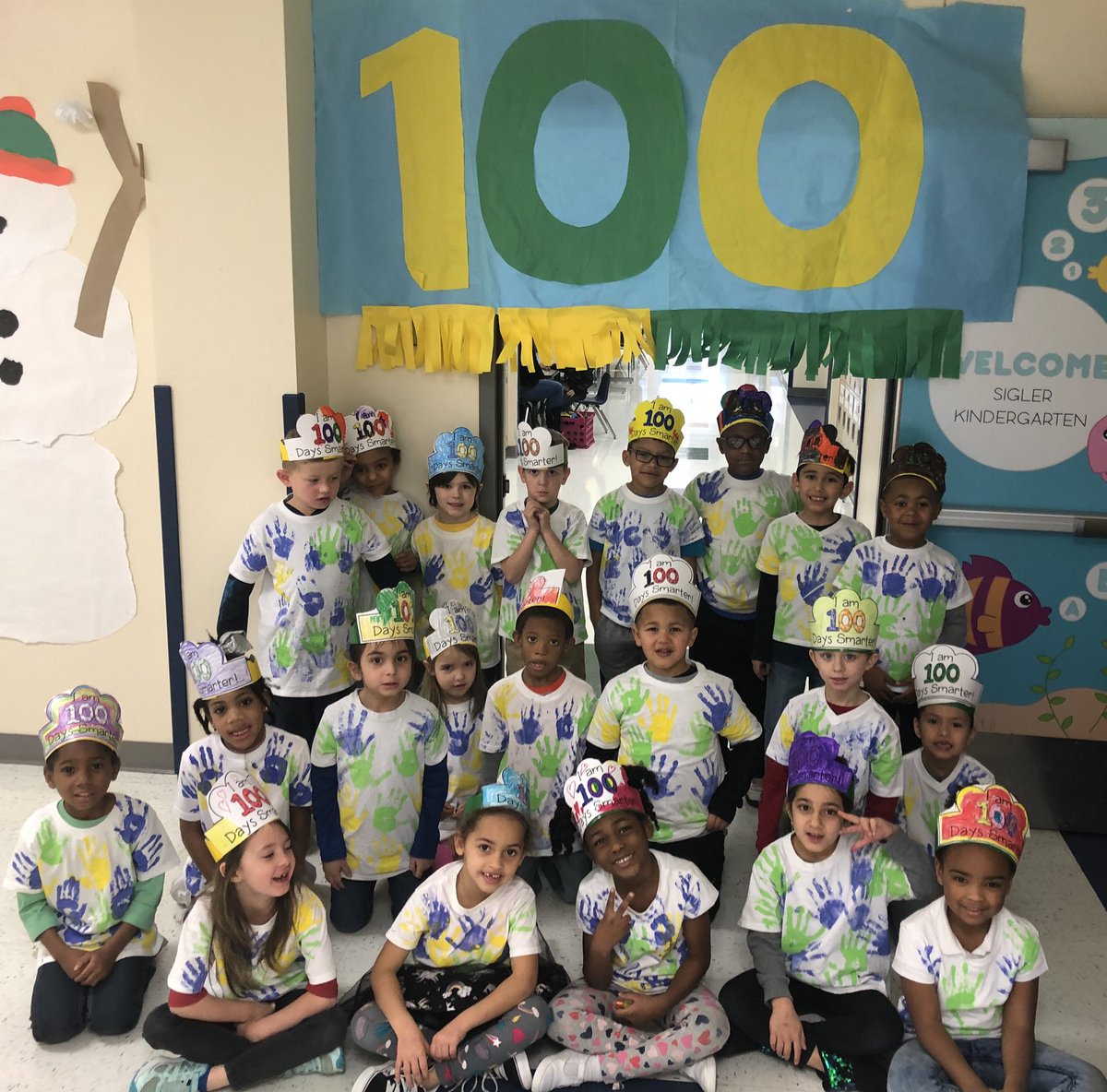 PaulaNieces5's tweet image. The cool kids showed up 😎 💯#siglernation #hundreddaysoflovin