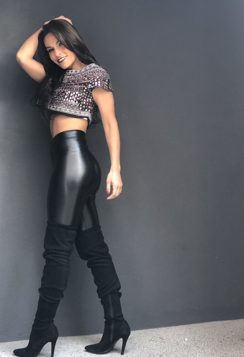 JENNY GARCIA Oficial on Twitter "Sonríe es viernes