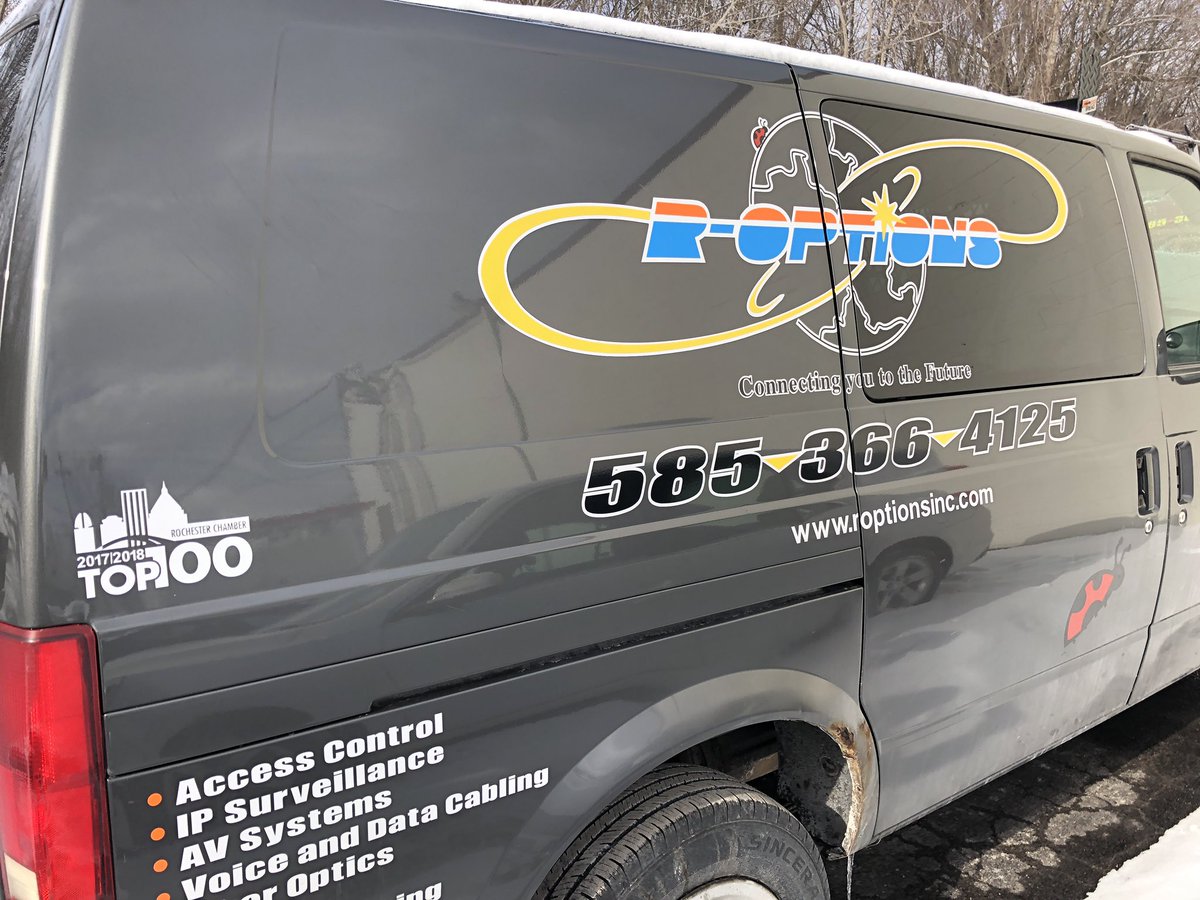 KevinDonahue_7's tweet image. Great to see all the @RochesterChambr and #ROCTop100 pride at our member, @ROptionsInc. Thanks to Randy and Mary for having me in today. An impressive company with back-to-back Top 100 appearances.