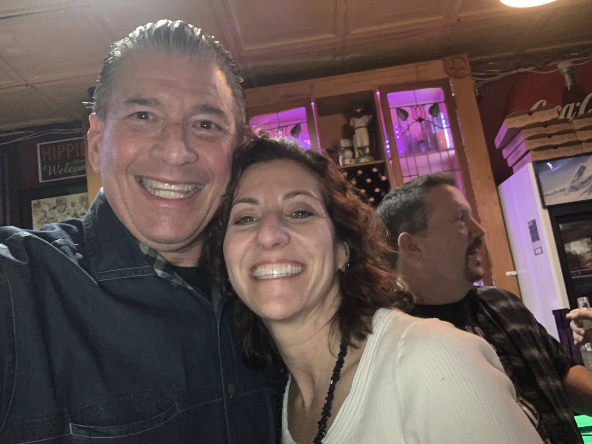 pooh_cash's tweet photo. T-Minus 3 hours till we hit Ticket Stock at Plano Events Center! Can’t wait to see old friends, P-1’s, co-Horta and meet some friends! Time for reminiscing and plenty of great memories to be had today and tonight! #ExtraExtraExtraCRISPY https://t.co/fbtrUQjj18