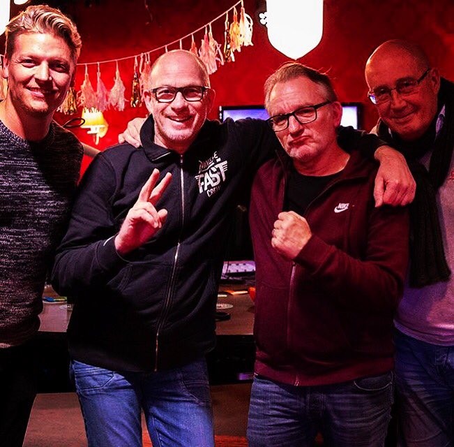 corneklijn's tweet photo. Dat was weer een hele gezellige #weekendborrel @NPORadio5 en @sterrennl #radio met @Thomasbergetwit en @JeroenvanInkel #danieldekker #fijnweekend https://t.co/IaOUAL5Ksm