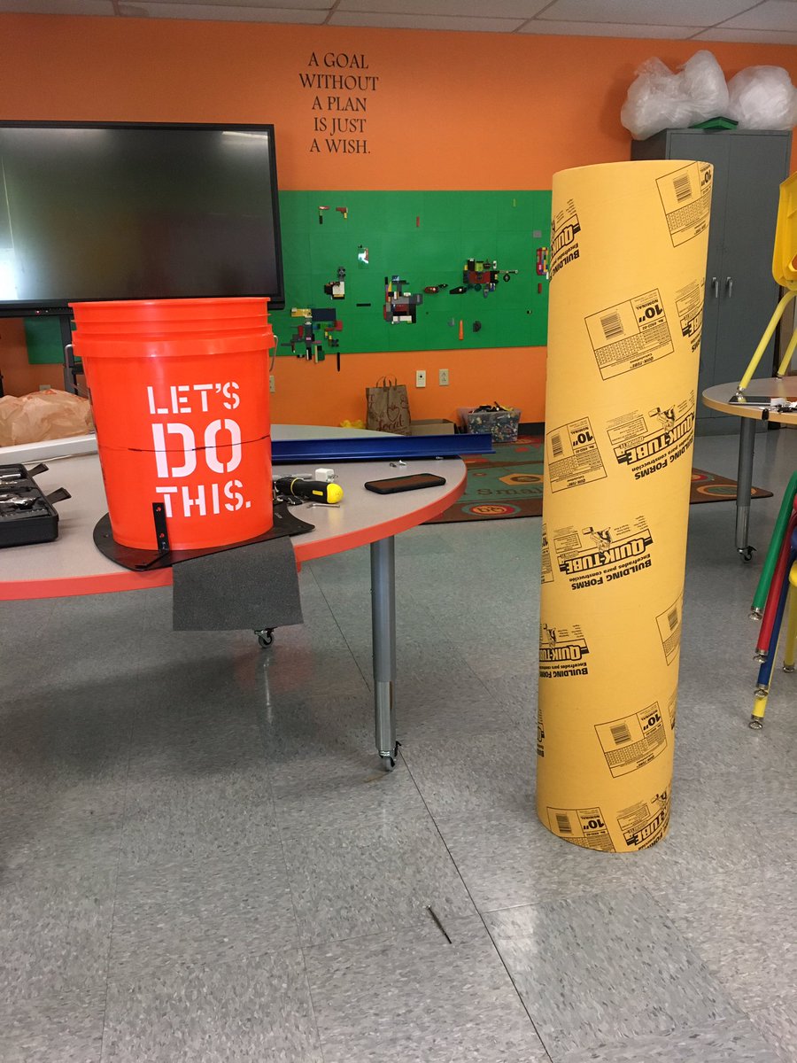 Just your typical in-service activities at Aiken elementary... #staytunedforthestump <a href="/KOAikenElemMrT/">Mr. Dave Thomas</a> @KO_Colf