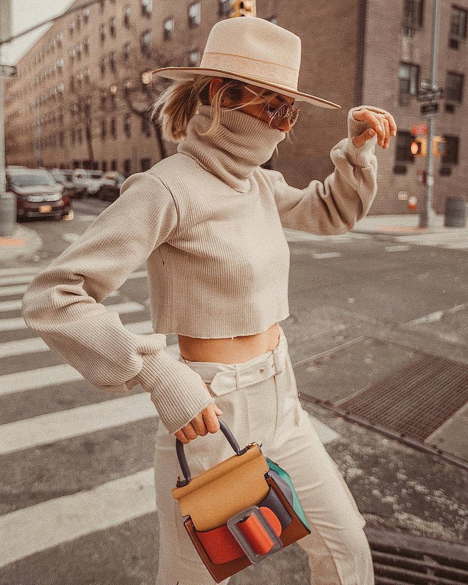 The weekend's this way ---> @tezzamb in the Bridget Pants 📸