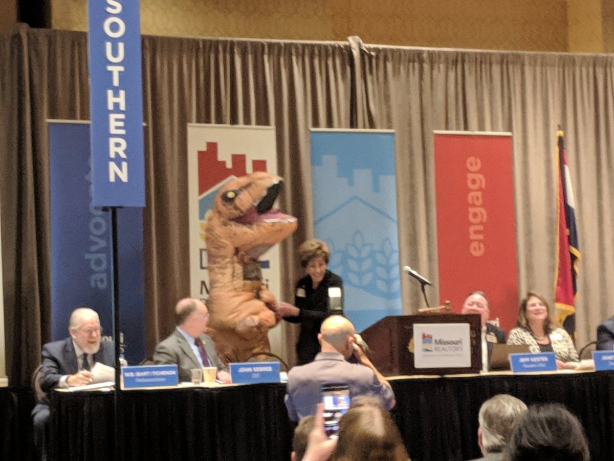KimberlyCameron's tweet photo. @MOREALTORS President Brenda Oliver brought an old friend to the meeting. #mrjbc #MOREALTORS #HowOldIsShe 🤣🤣🤣 https://t.co/rBQbFzQ6GB