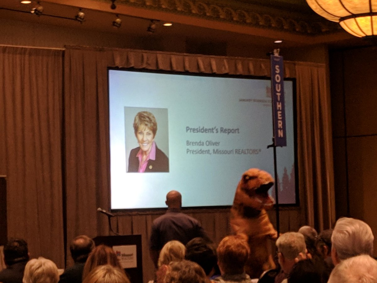 KimberlyCameron's tweet photo. @MOREALTORS President Brenda Oliver brought an old friend to the meeting. #mrjbc #MOREALTORS #HowOldIsShe 🤣🤣🤣 https://t.co/rBQbFzQ6GB