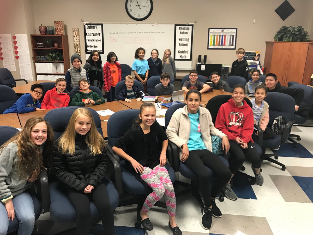 bstiles61's tweet photo. Some outstanding sixth graders being recognized today! Great character! #PrincipalProud ⁦@Deretchin⁩ https://t.co/ybzf43IYkU