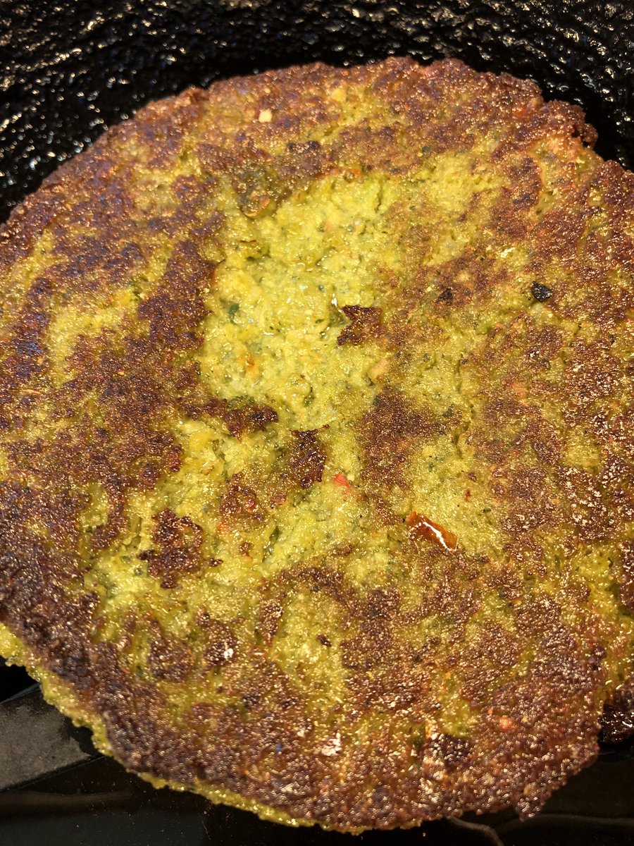 cutandgrill's tweet photo. 📸: The Vegan One (Spiced Falafel Patty) https://t.co/ArpWKwJFuA