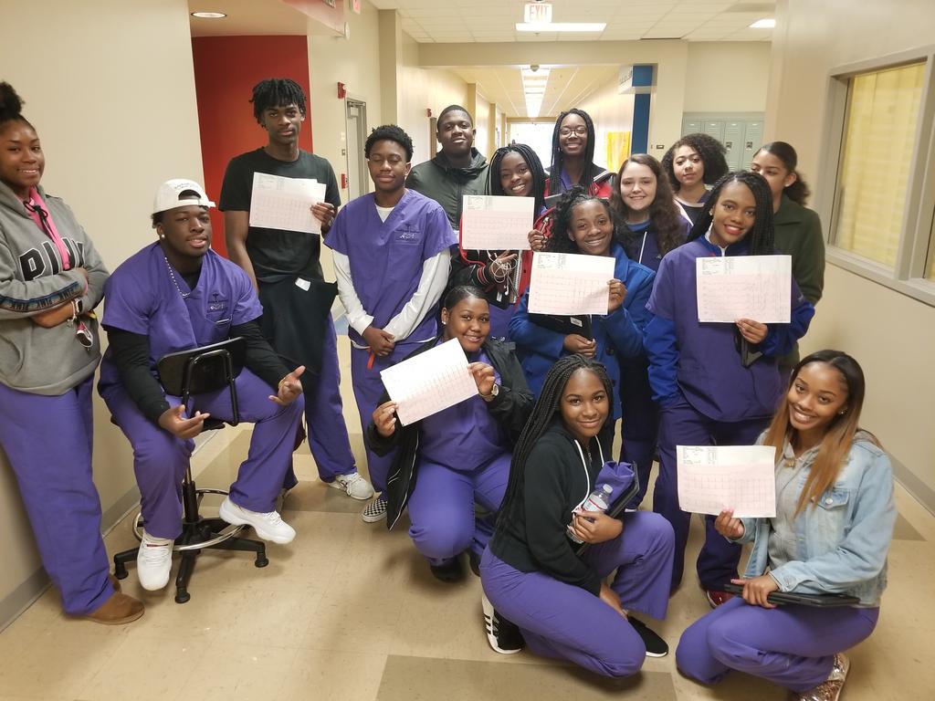 csdavis1970's tweet image. RCA Allied Health and Medicine EKG Students in clinical lab. Live patient EKG&apos;s... Authentic Real World Training @RCA_Career @rcpsctae @RockdaleSchools