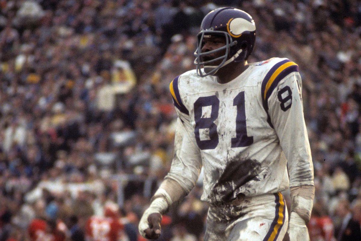 Happy BDay to our lifetime member and Hall of Famer Carl Eller! 